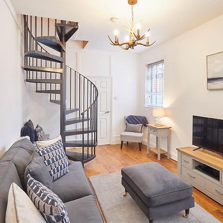 Host & Stay - Den At Westcliff Whitby Esterno foto
